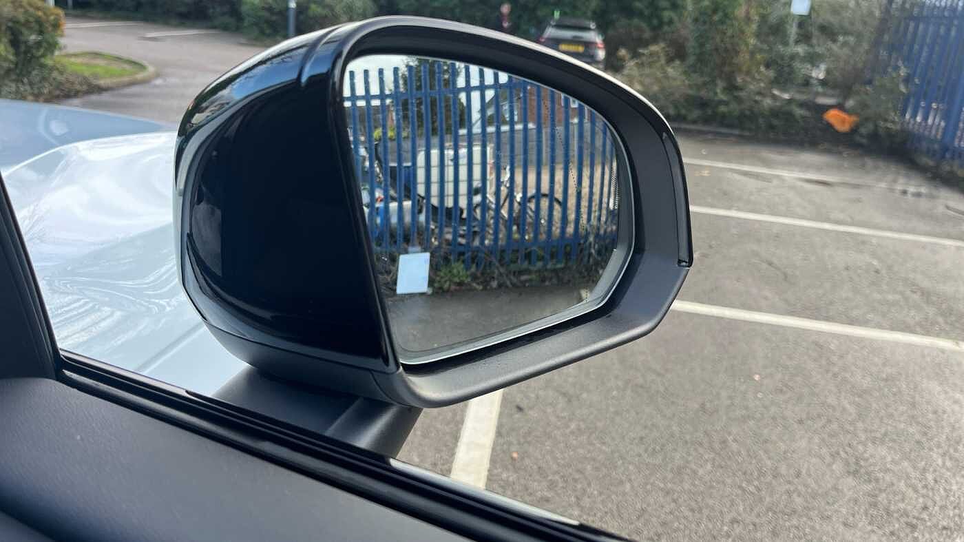 Used Volvo XC40 2025 for sale - 78035887: Photo 31