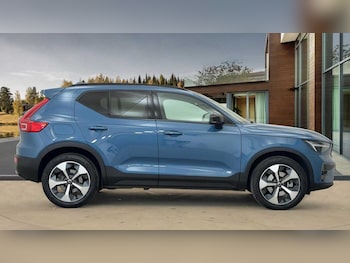 Used Volvo XC40 2024 for sale - 78035849: Photo