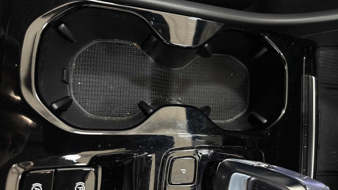 Used Volvo XC40 2024 for sale - 78035849: Photo 32