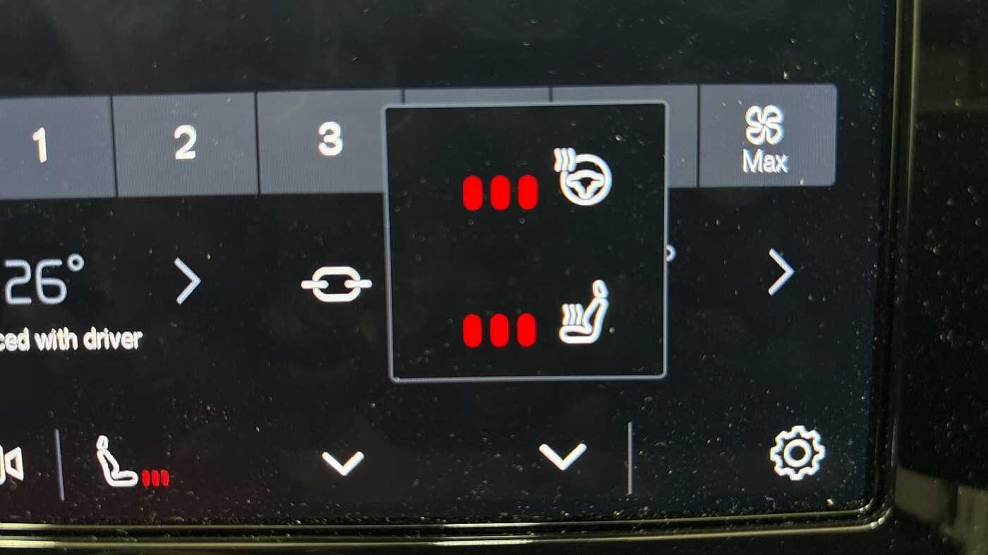 Used Volvo XC40 2024 for sale - 78035849: Photo 41