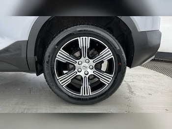 Used Volvo XC40 2022 for sale - 79161979: Photo