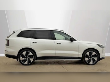 Used Volvo EX90 2025 for sale - 78862122: Photo