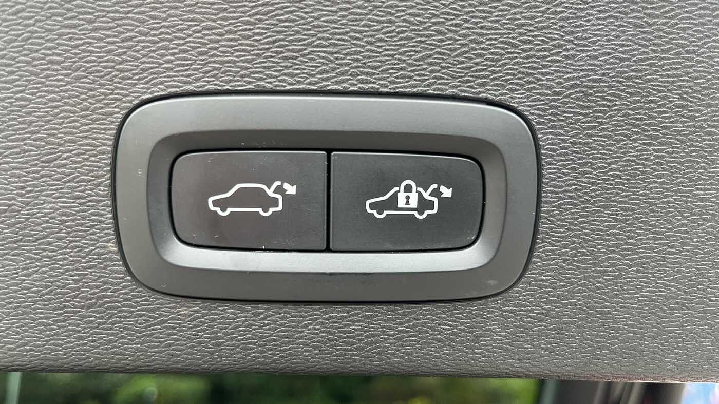 Used Volvo C40 2023 for sale - 78035867: Photo 33