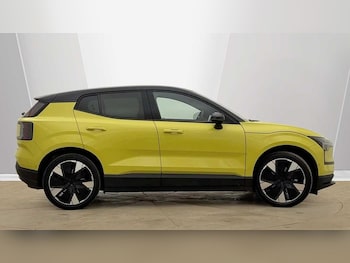 Used Volvo EX30 2025 for sale - 78862121: Photo