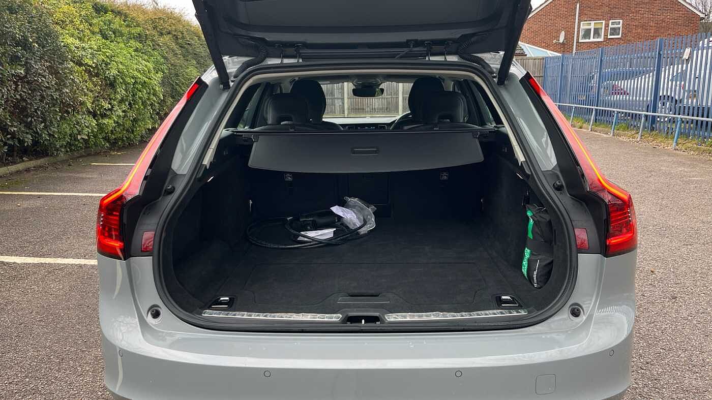Used Volvo V90 2025 for sale - 78035885: Photo 15