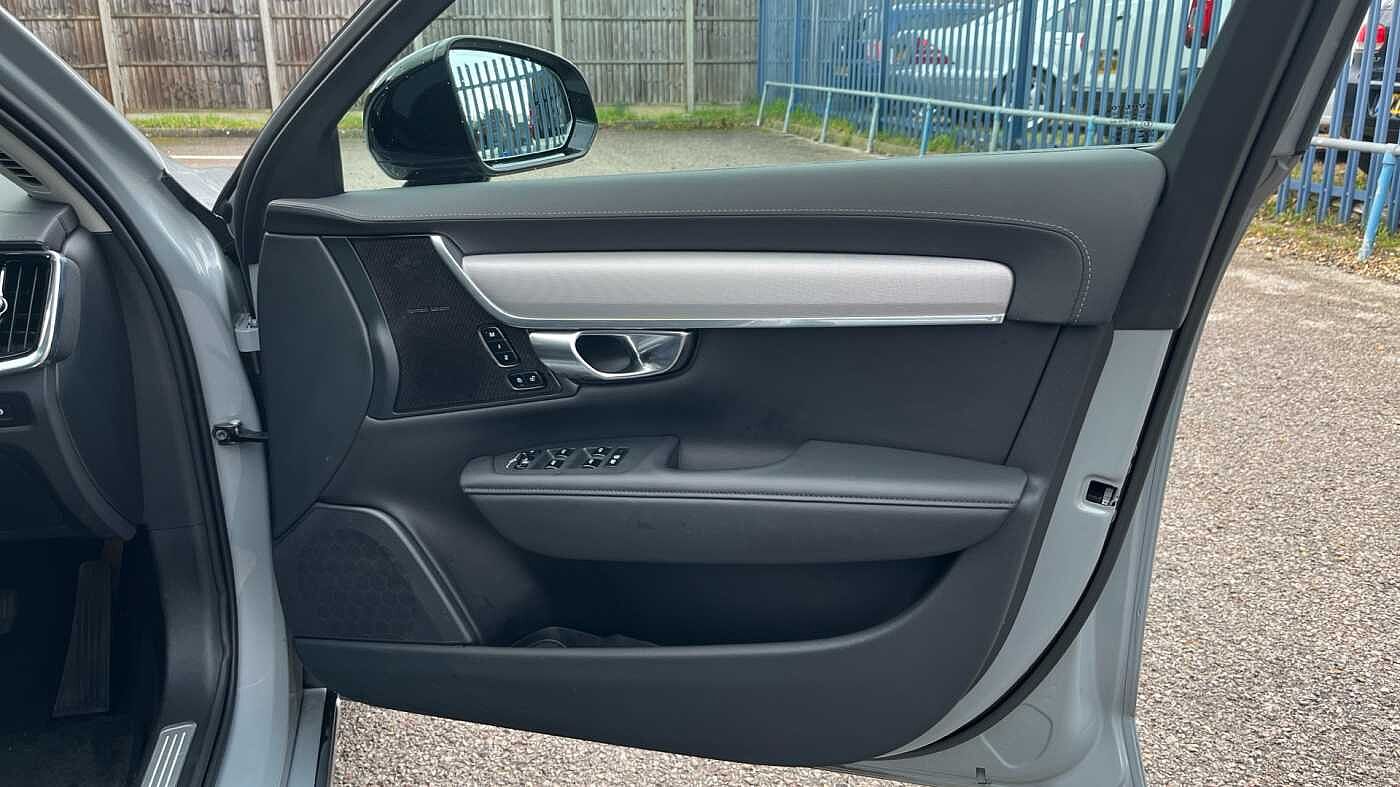 Used Volvo V90 2025 for sale - 78035885: Photo 27