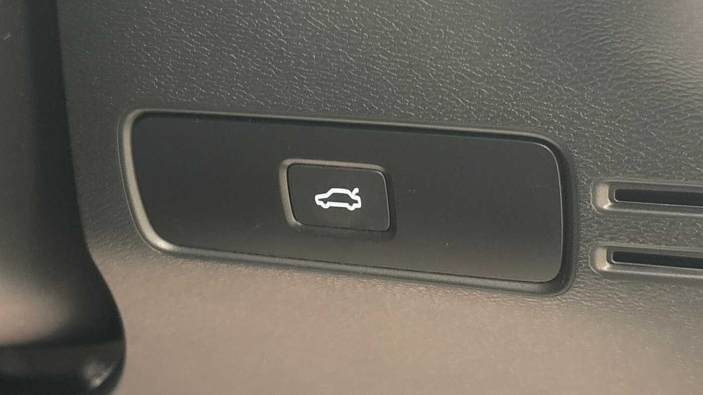 Used Volvo XC40 2024 for sale - 78035852: Photo 30