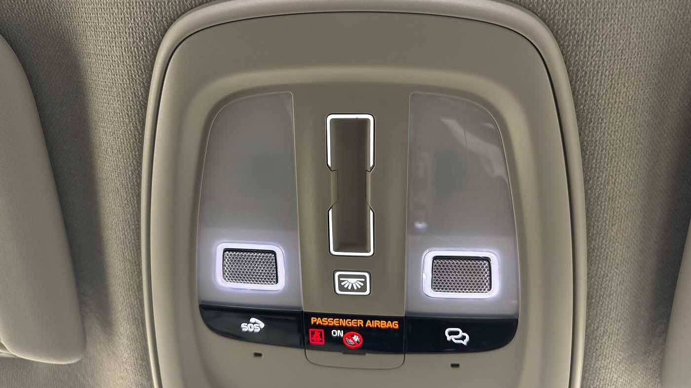 Used Volvo XC40 2024 for sale - 78035852: Photo 33