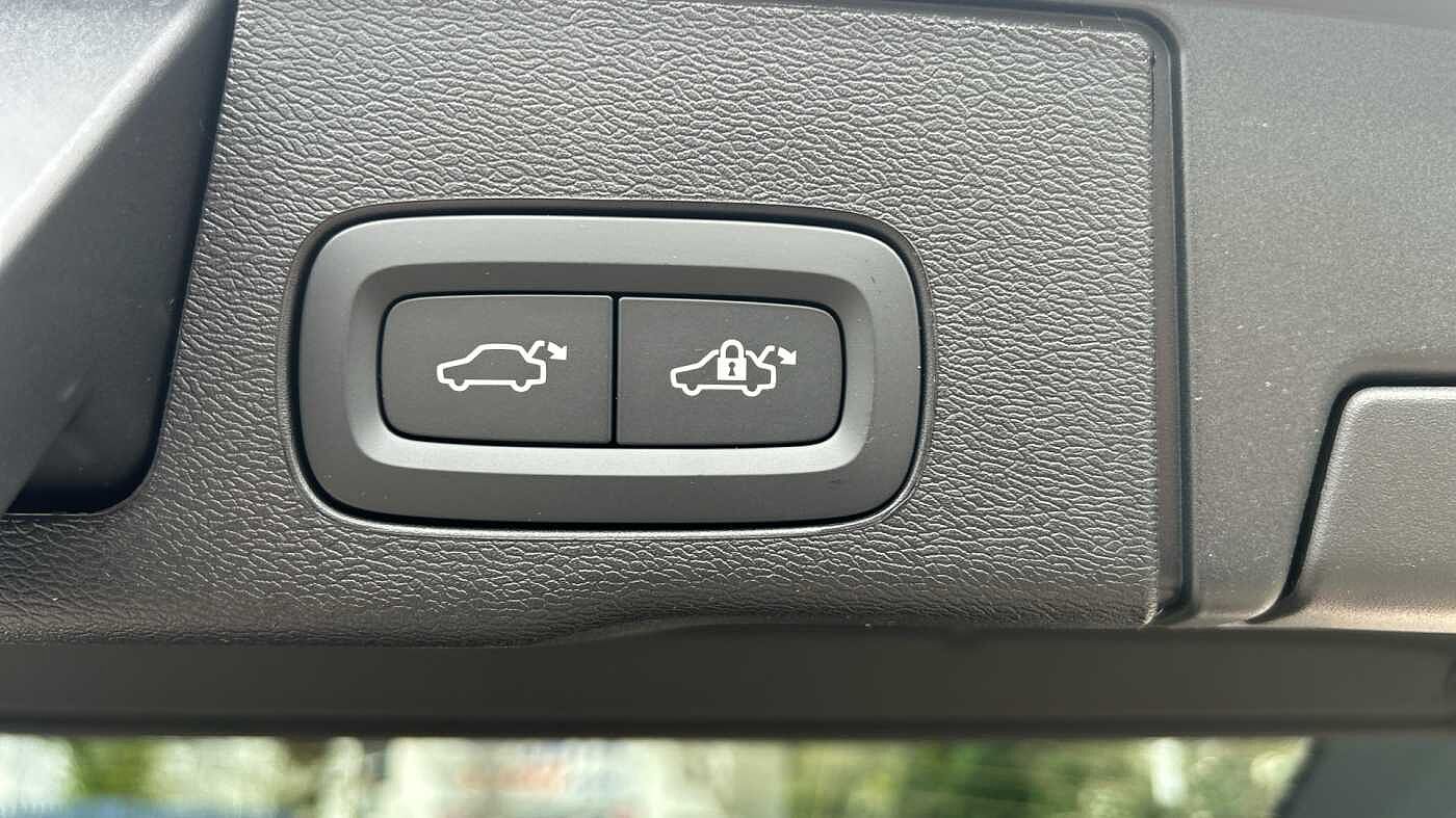 Used Volvo XC60 2026 for sale - 78035863: Photo 37