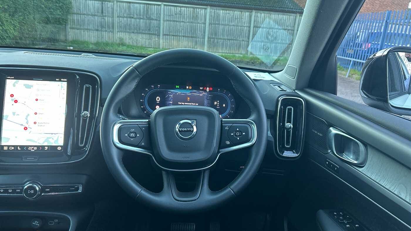 Used Volvo XC40 2025 for sale - 78035856: Photo 12