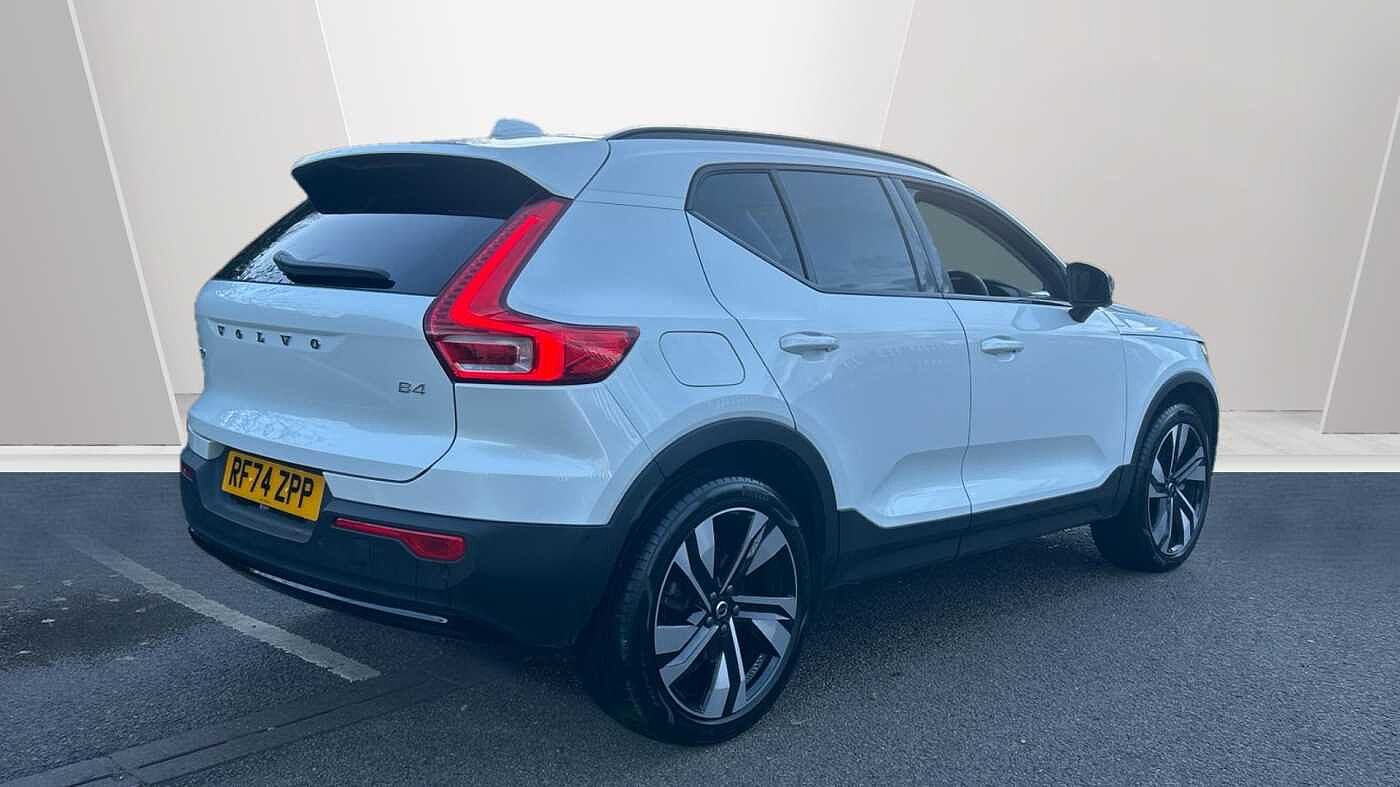 Used Volvo XC40 2025 for sale - 78035856: Photo 2