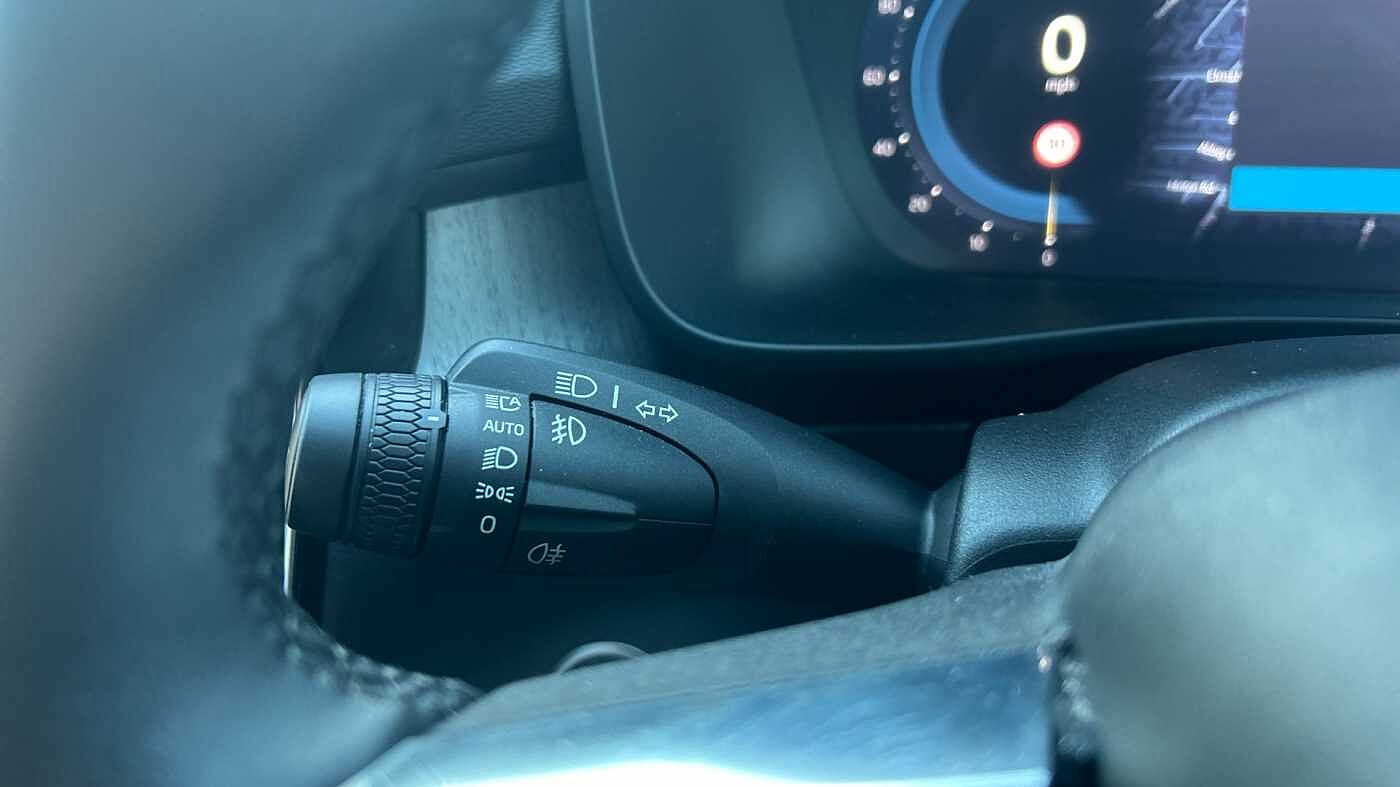 Used Volvo XC40 2025 for sale - 78035856: Photo 21