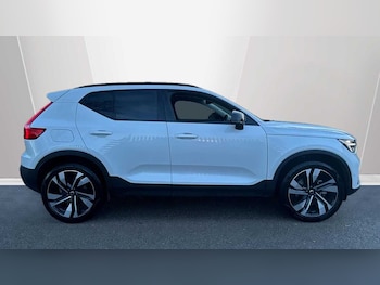 Used Volvo XC40 2025 for sale - 78035856: Photo
