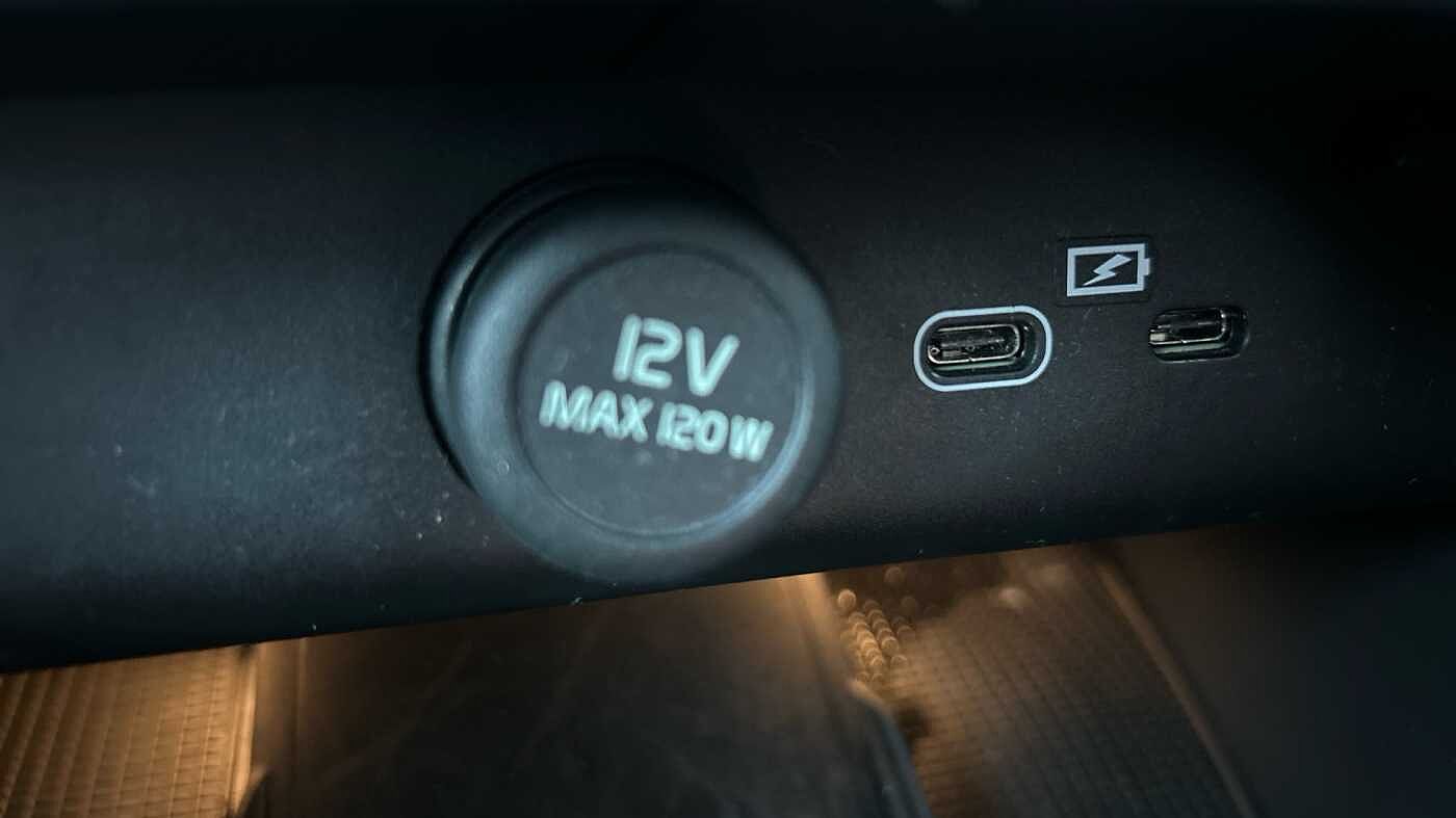 Used Volvo XC40 2025 for sale - 78035856: Photo 44