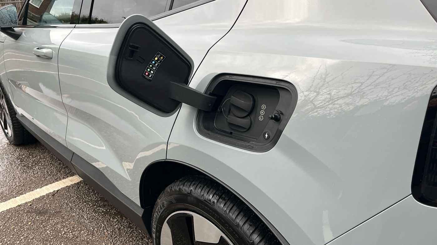 Used Volvo EX30 2025 for sale - 78035861: Photo 17