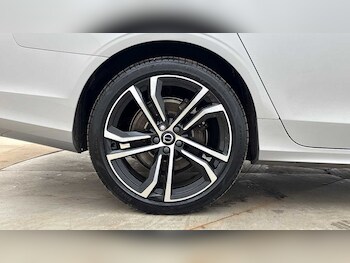 Used Volvo V90 2025 for sale - 78862118: Photo
