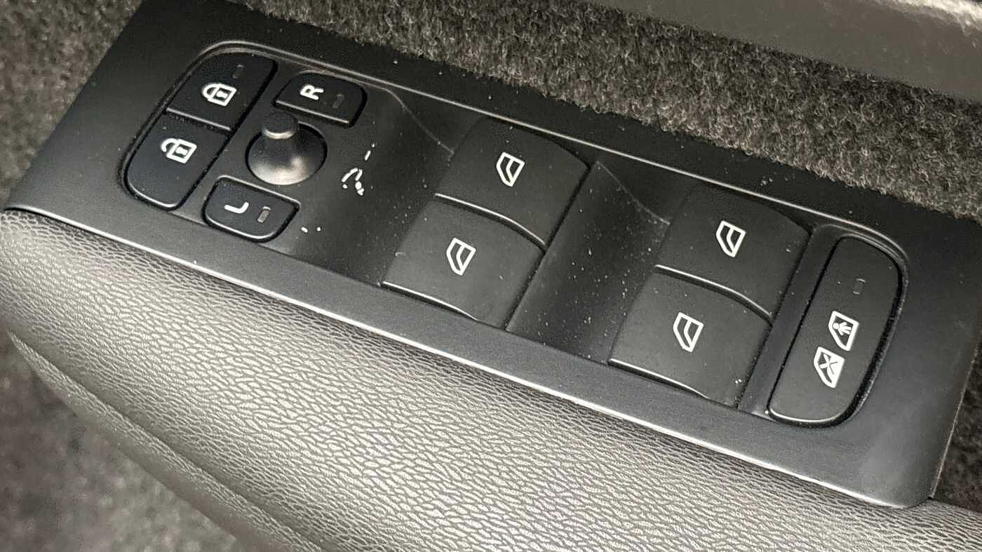 Used Volvo XC40 2022 for sale - 78035871: Photo 25