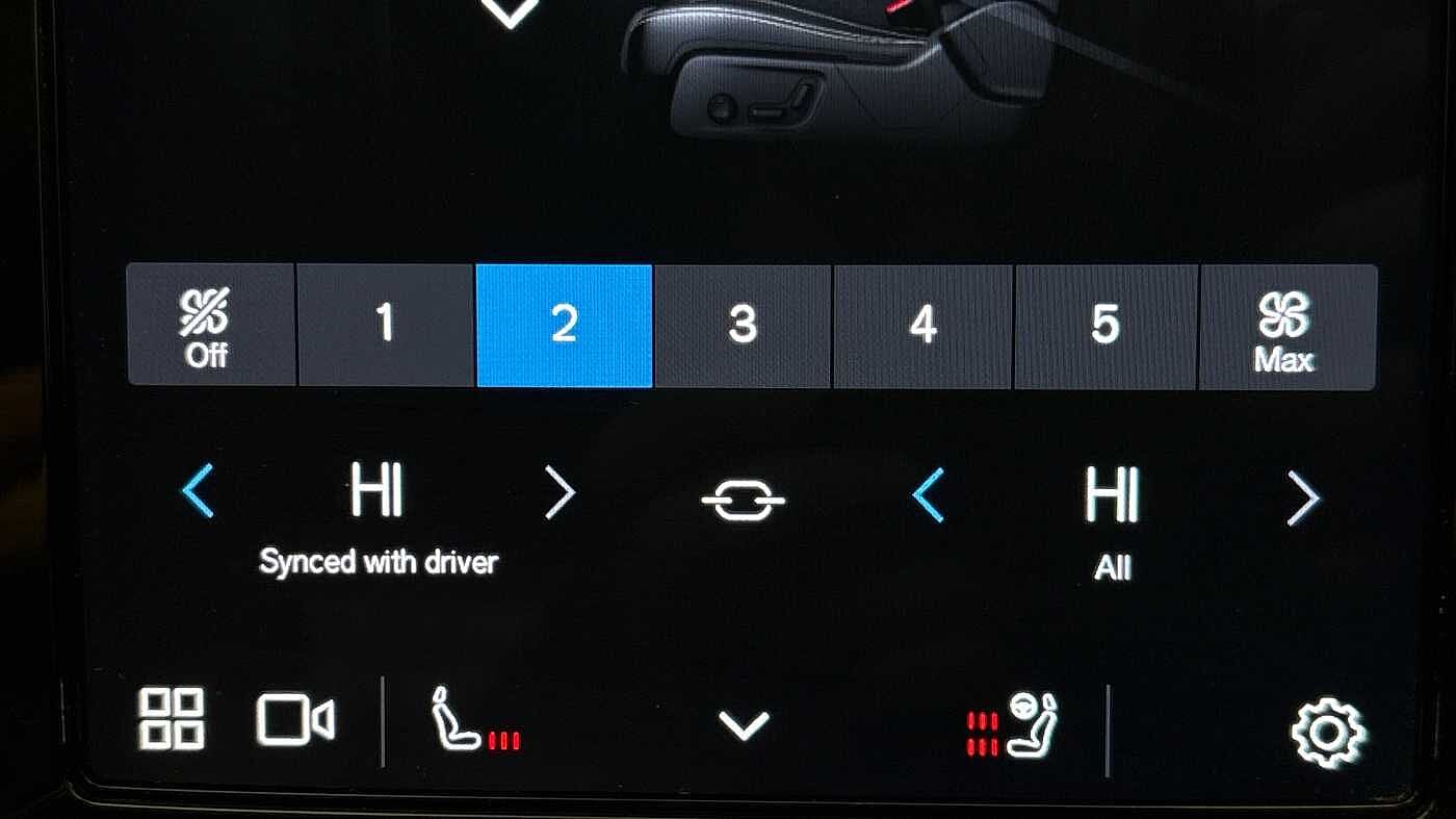 Used Volvo XC40 2022 for sale - 78035871: Photo 40