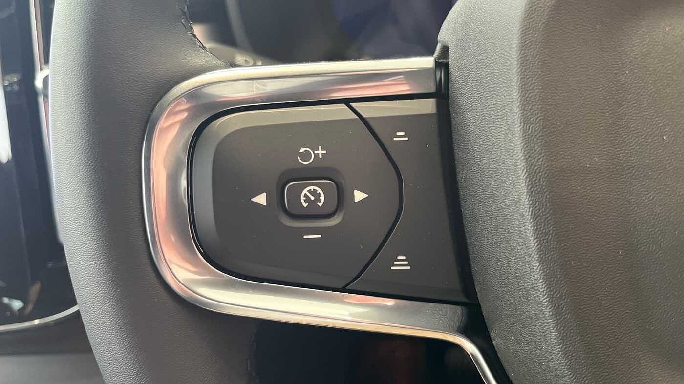 Used Volvo XC40 2025 for sale - 78035853: Photo 22