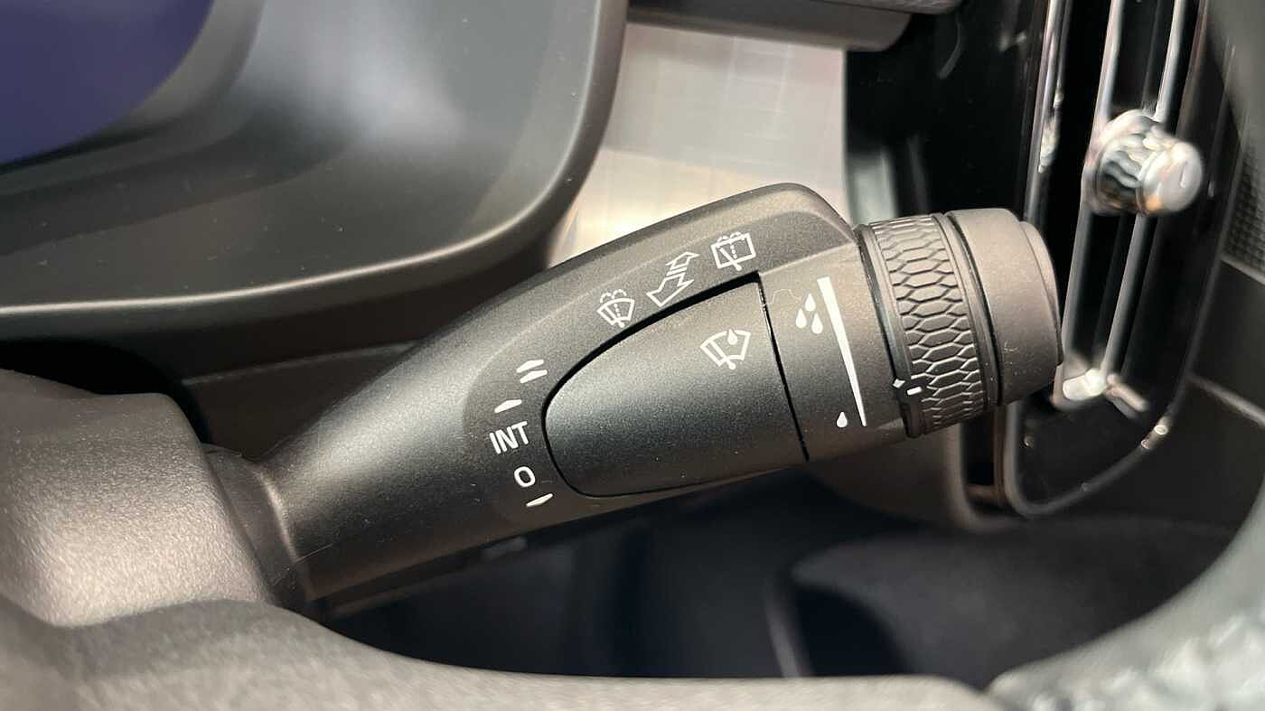 Used Volvo XC40 2025 for sale - 78035853: Photo 24