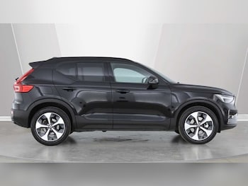 Used Volvo XC40 2025 for sale - 79490353: Photo