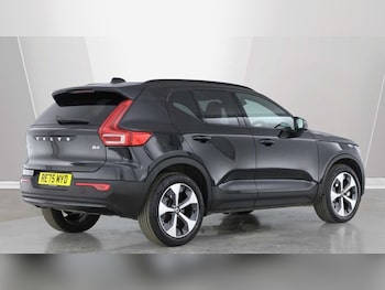 Used Volvo XC40 2025 for sale - 79490353: Photo