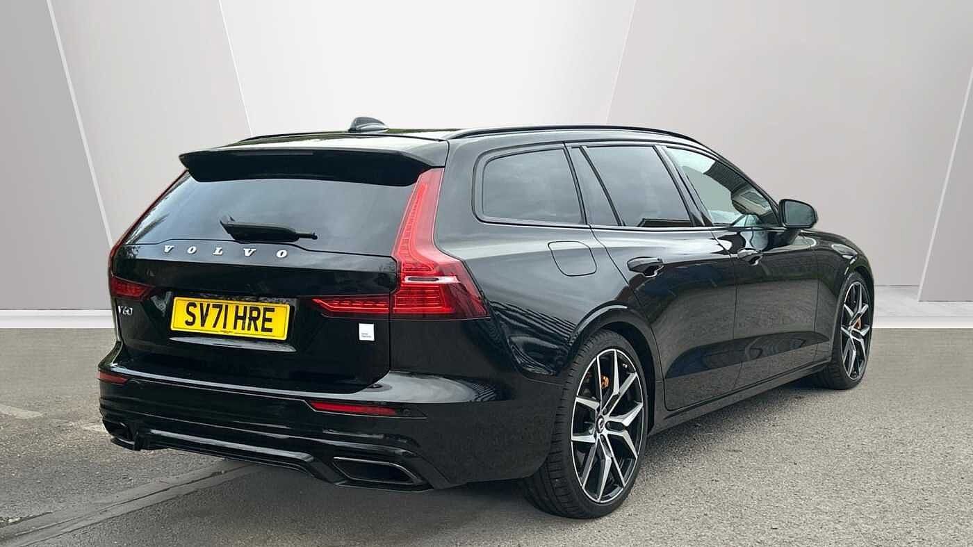 Used Volvo V60 2021 for sale - 78027905: Photo 2