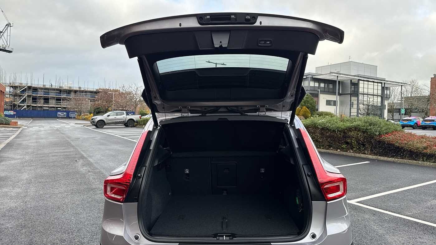 Used Volvo XC40 2025 for sale - 78035873: Photo 15