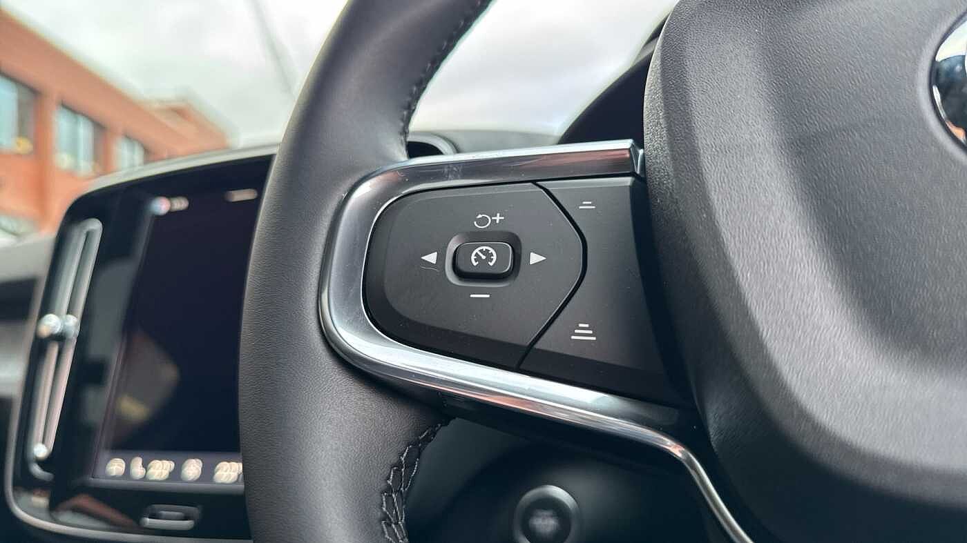 Used Volvo XC40 2025 for sale - 78035873: Photo 21