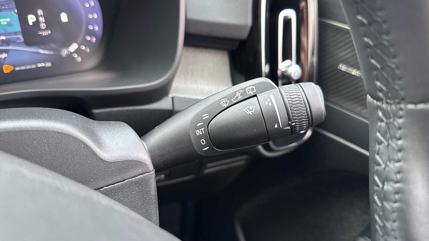 Used Volvo XC40 2025 for sale - 78035873: Photo 23