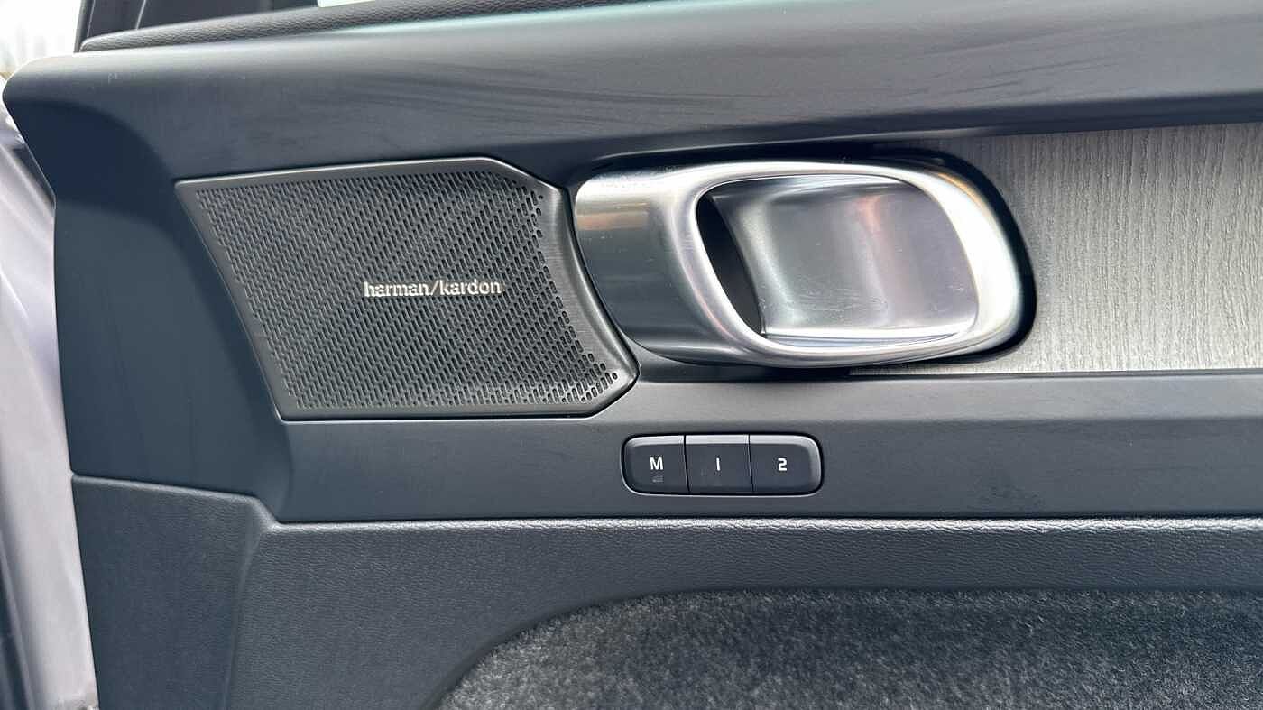 Used Volvo XC40 2025 for sale - 78035873: Photo 42