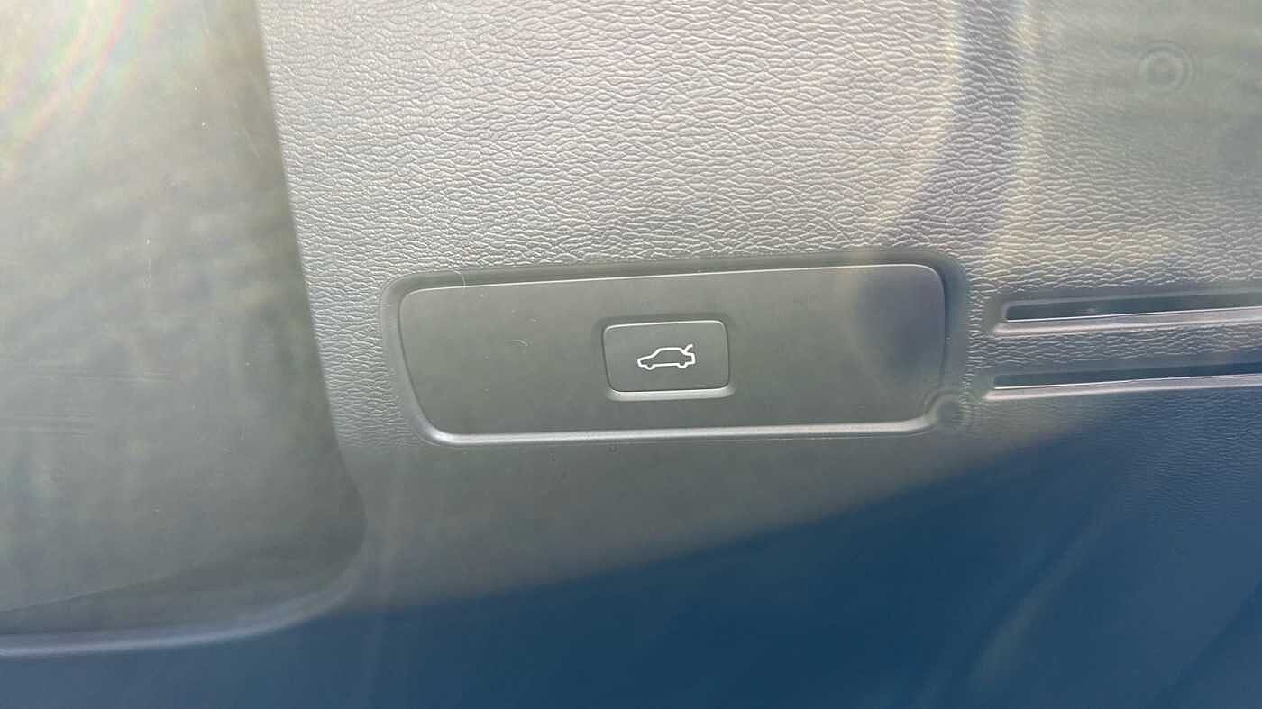 Used Volvo XC40 2023 for sale - 78035882: Photo 36