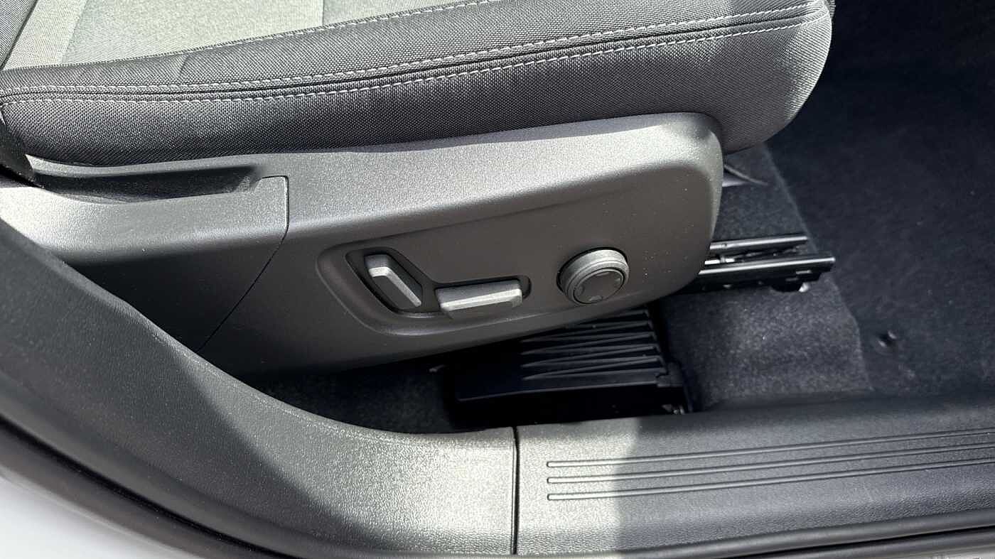 Used Volvo XC40 2023 for sale - 78035882: Photo 43