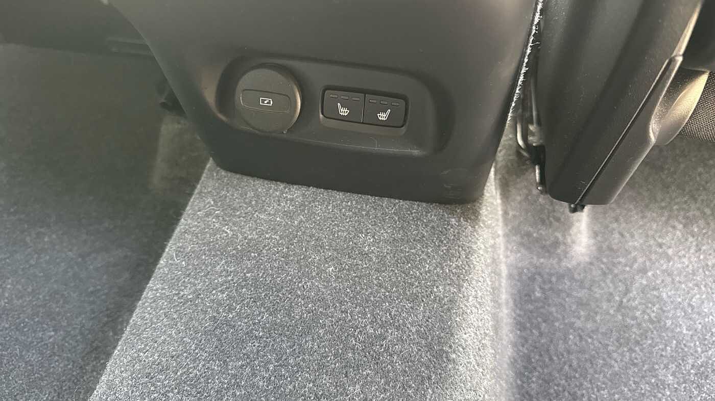 Used Volvo XC40 2023 for sale - 78035882: Photo 45