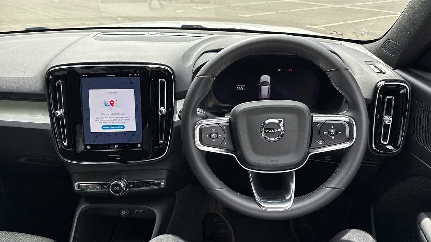 Used Volvo XC40 2023 for sale - 78035882: Photo 6