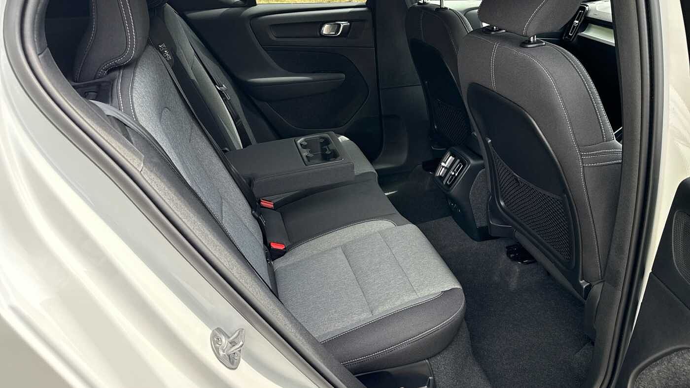 Used Volvo XC40 2023 for sale - 78035882: Photo 8