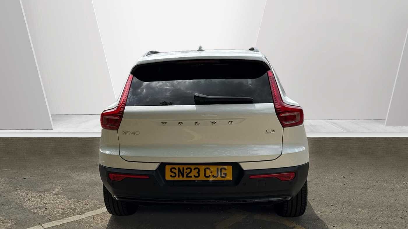 Used Volvo XC40 2023 for sale - 78035882: Photo 9