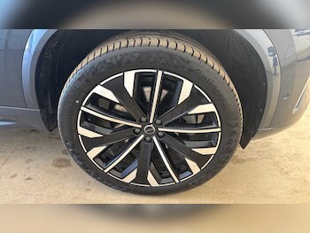 Used Volvo XC90 2025 for sale - 78581400: Photo