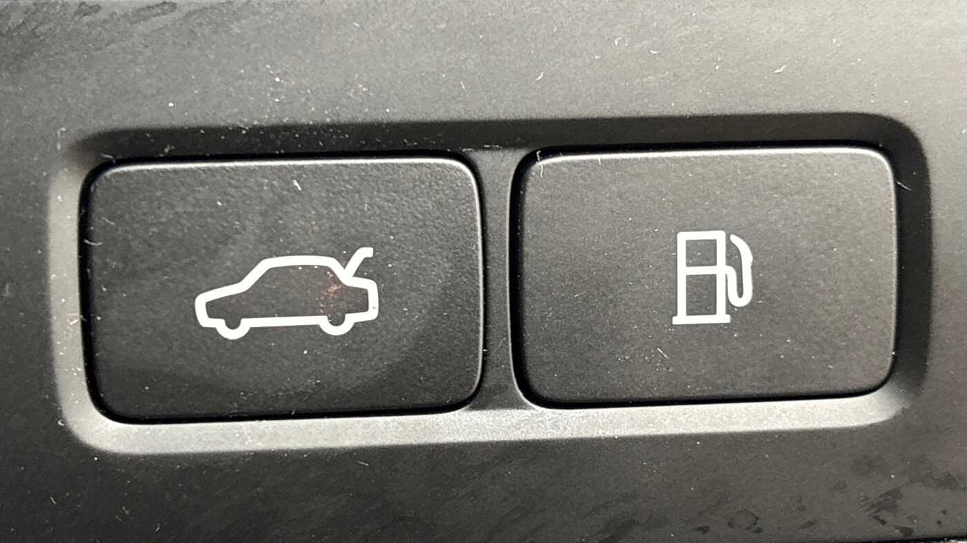 Used Volvo XC60 2023 for sale - 78035874: Photo 30