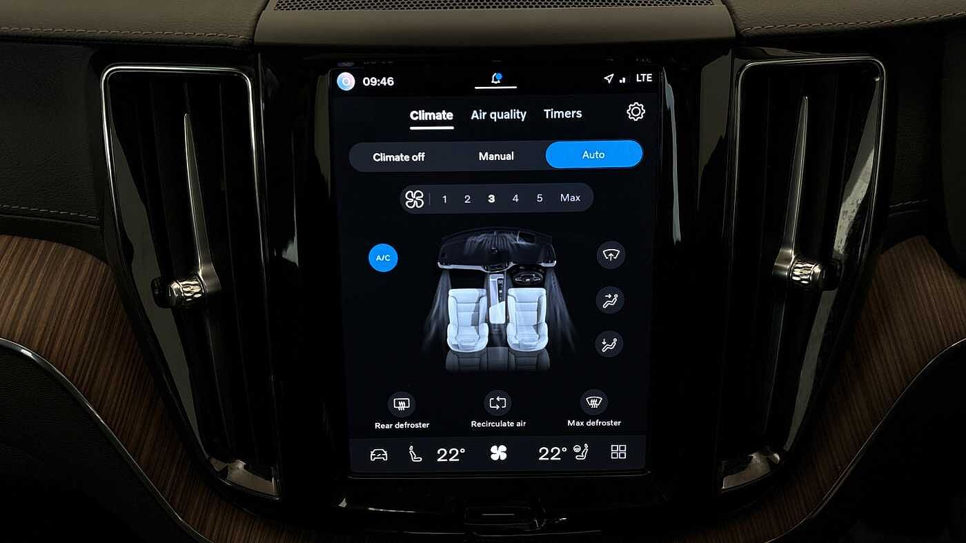 Used Volvo XC60 2023 for sale - 78035874: Photo 39