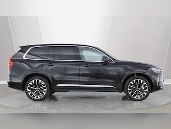 Used Volvo XC90 2025 for sale - 79490352: Photo