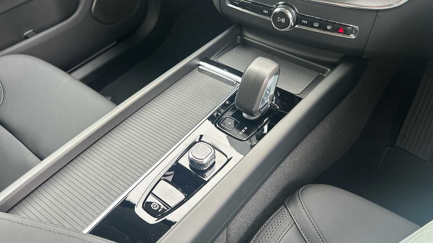 Used Volvo XC60 2025 for sale - 78035851: Photo 28