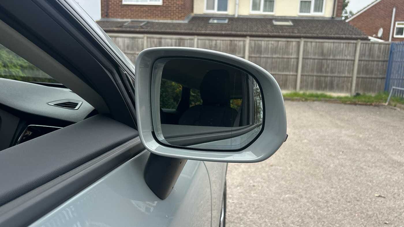 Used Volvo XC60 2025 for sale - 78035851: Photo 34