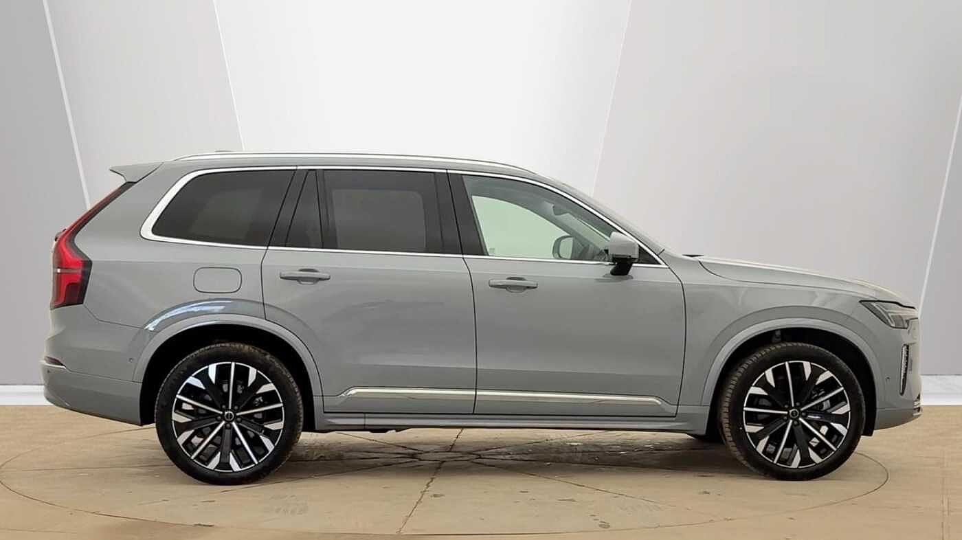Used Volvo XC90 2025 for sale - 78035875: Photo 2
