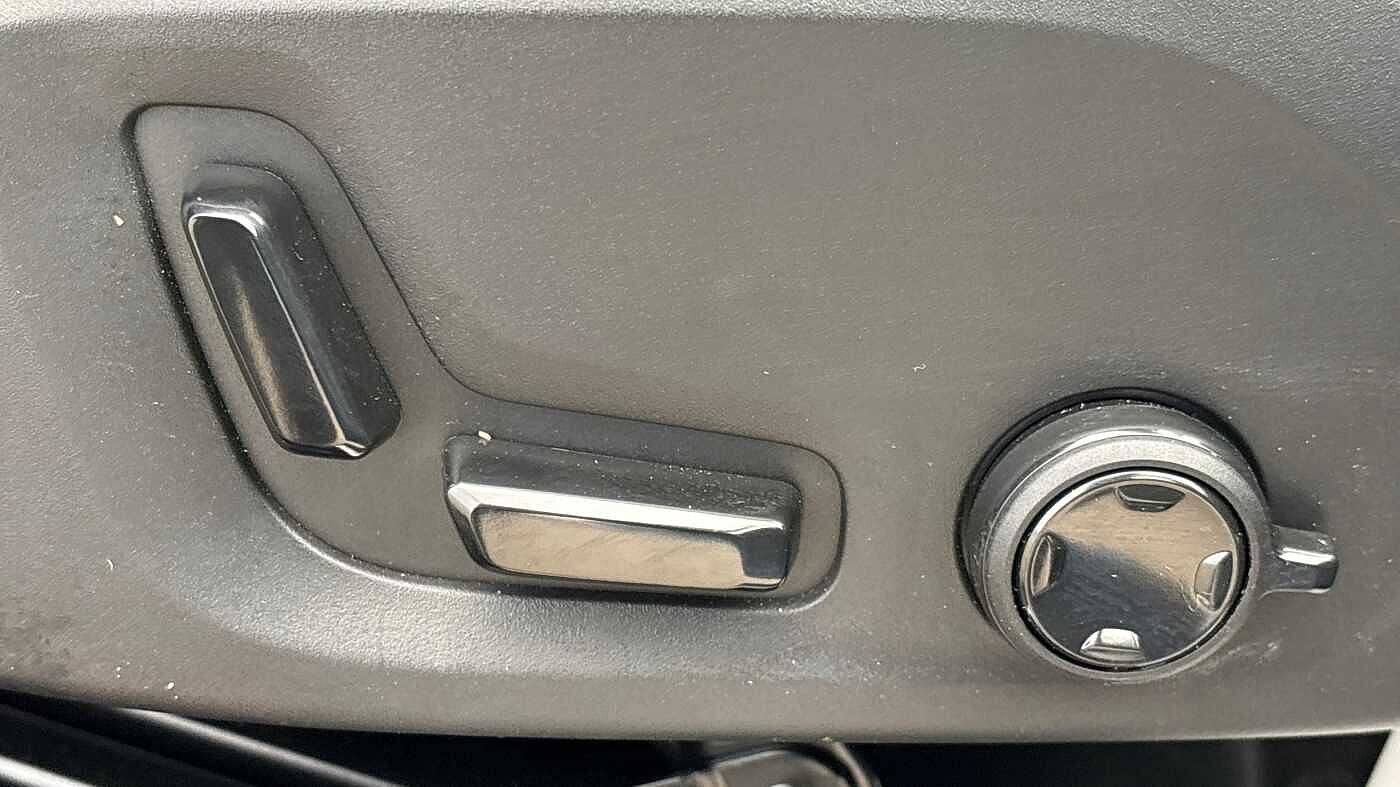 Used Volvo XC90 2025 for sale - 78035875: Photo 28