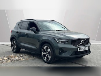 Used Volvo XC40 2025 for sale - 79490348: Photo