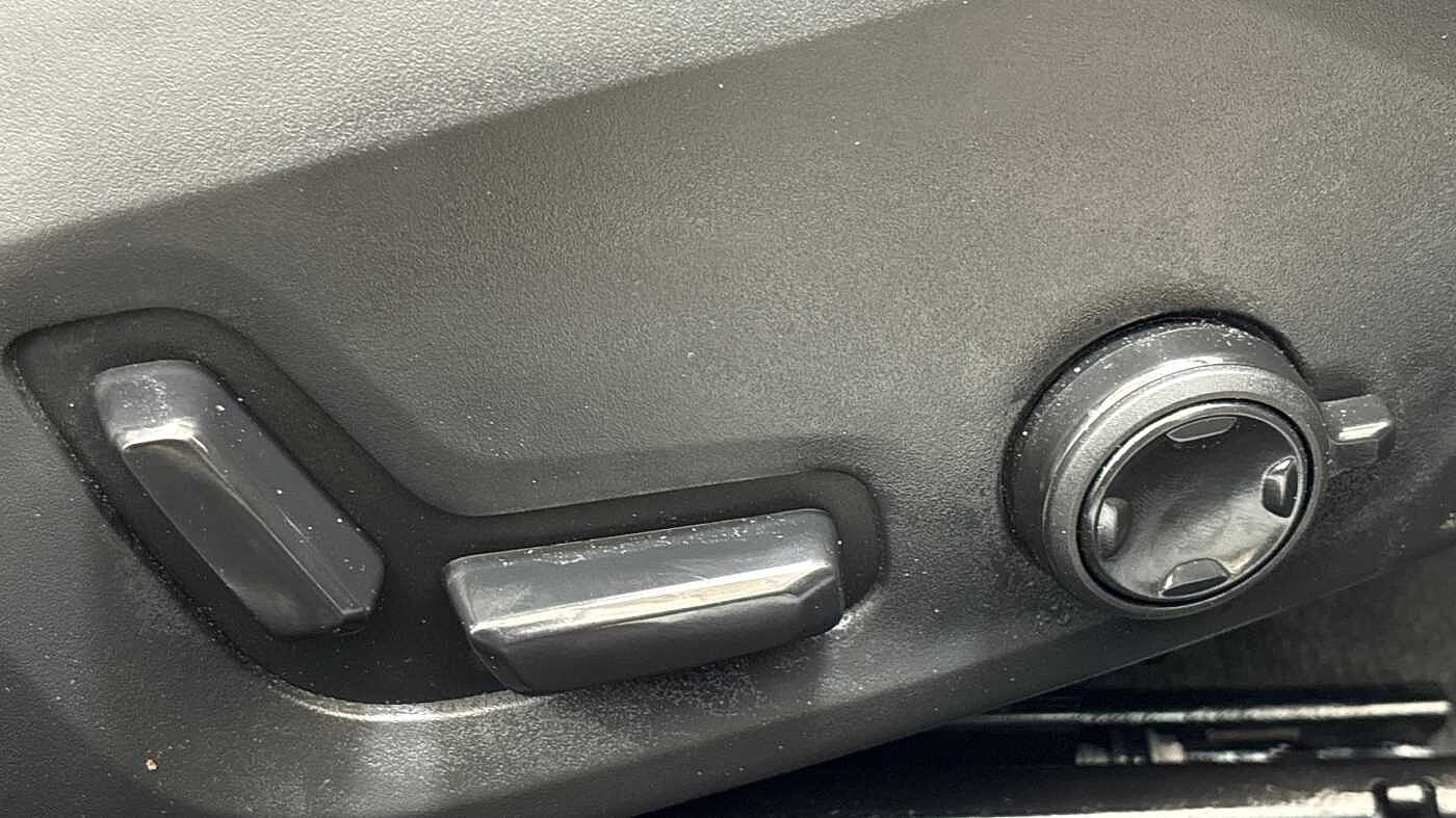 Used Volvo V60 2025 for sale - 78035869: Photo 28