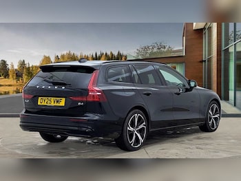 Used Volvo V60 2025 for sale - 78035869: Photo