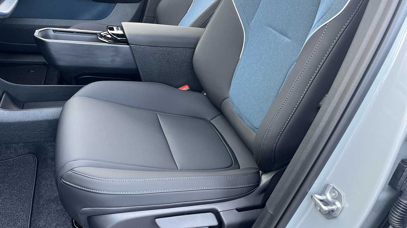 Used Volvo EX30 2025 for sale - 78035860: Photo 32