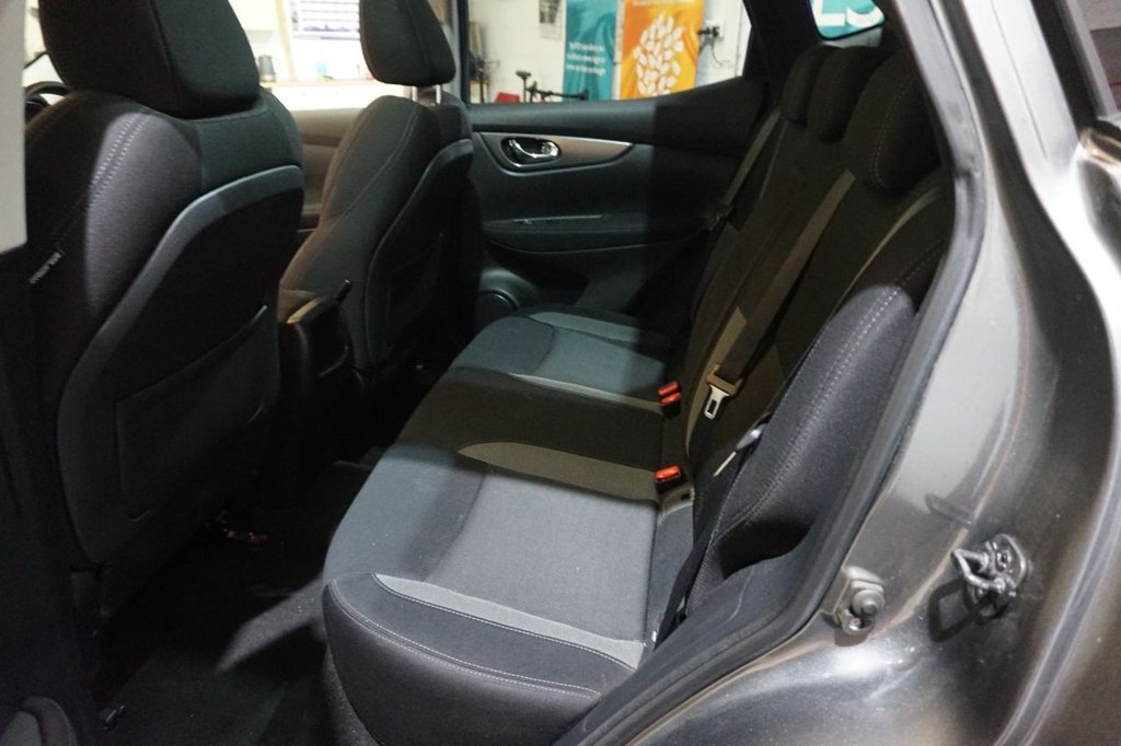 Used Nissan Qashqai 2018 for sale - 76266954: Photo 17